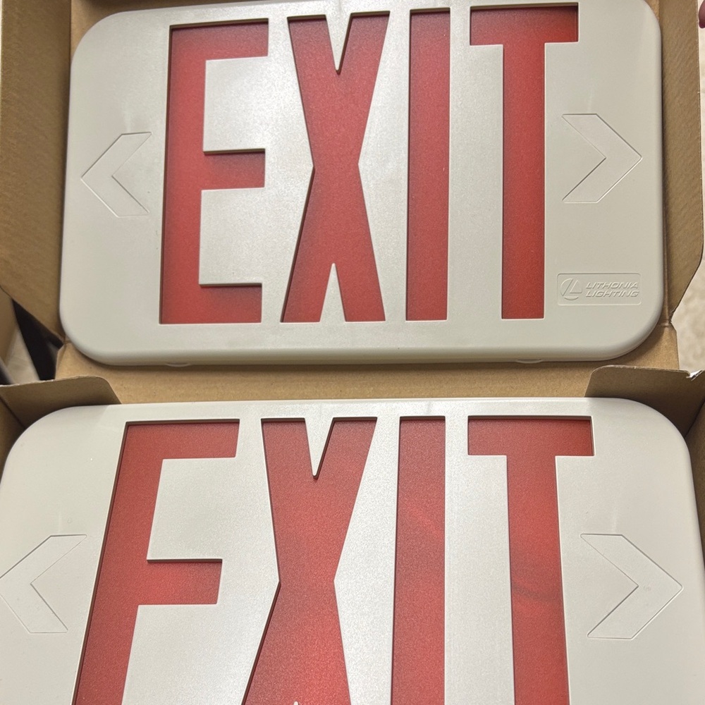 Lithonia Lighting LED Exit‎ Sign - Picture 4 of 5